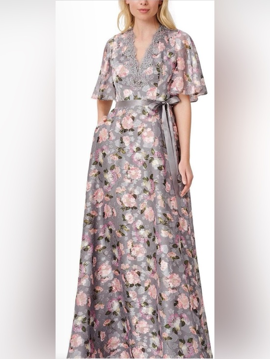 Aidan Mattox Dresses & Skirts - Aidan Mattox burnout gown w flutter sleeves in grey multi size 2